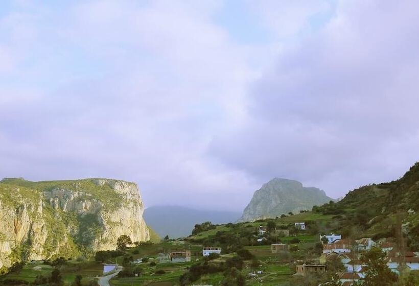 بنسيون Maison D'hôtes Akchour