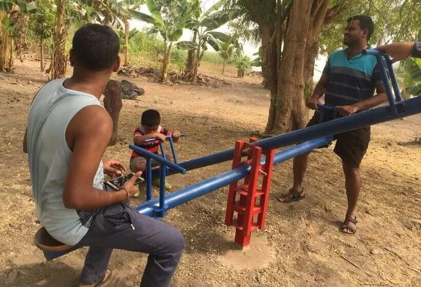 Wildwin Resort  Hostel