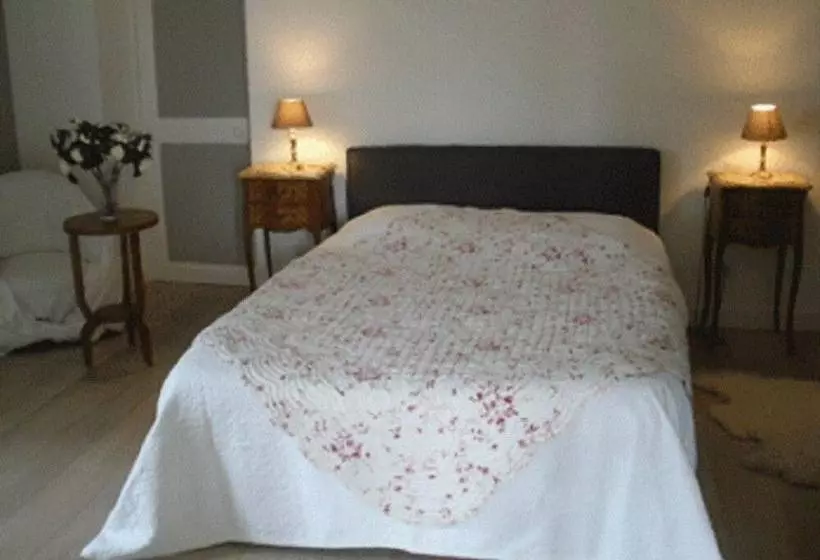 Aamiaismajoitus (B&B) Chambres D Hôtes La Pocterie