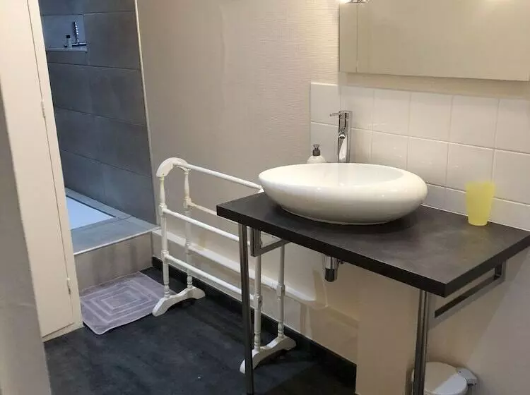 Aamiaismajoitus (B&B) Chambres D Hôtes La Pocterie