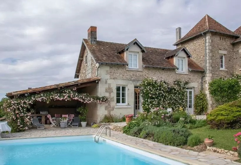 Aamiaismajoitus (B&B) Chambres D Hôtes La Pocterie