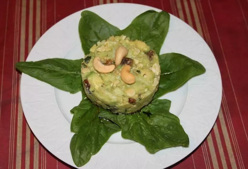 Aamiaismajoitus (B&B) Manoir De Curty