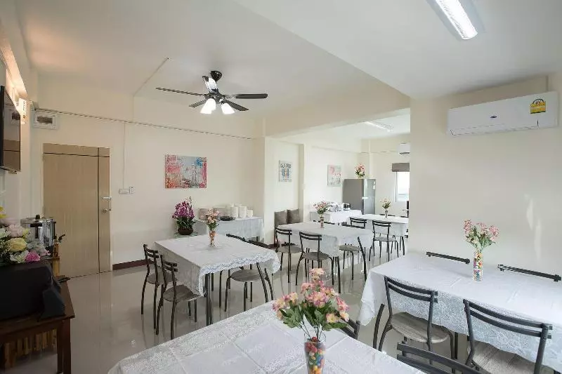 Hotelli A.e. Richy Home