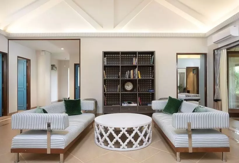 Hotelli Amã Stays & Trails Nine Palms, Alibag