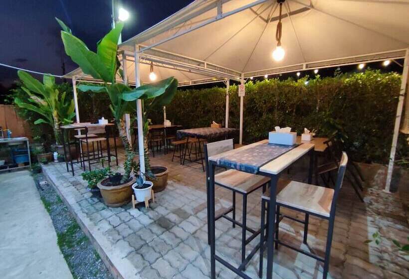 Hotel บ้านแก่งรีสอร์ท เชียงคาน