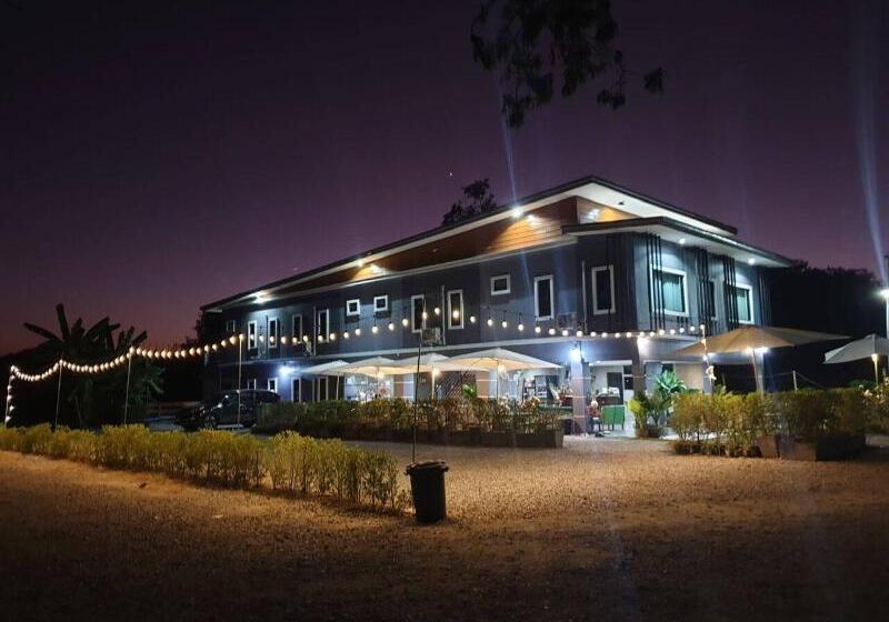 Hotel บ้านแก่งรีสอร์ท เชียงคาน