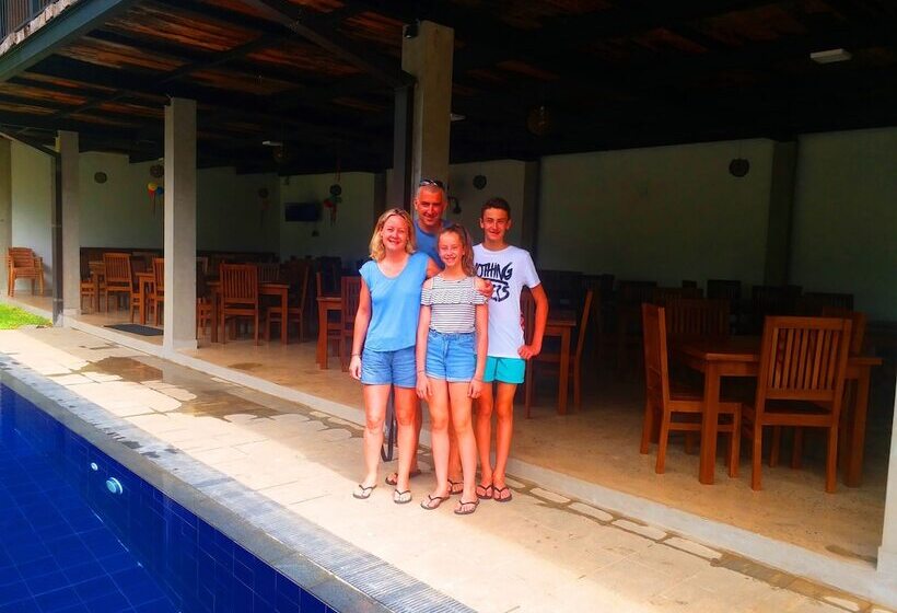 ホテル Honey Tree Polonnaruwa