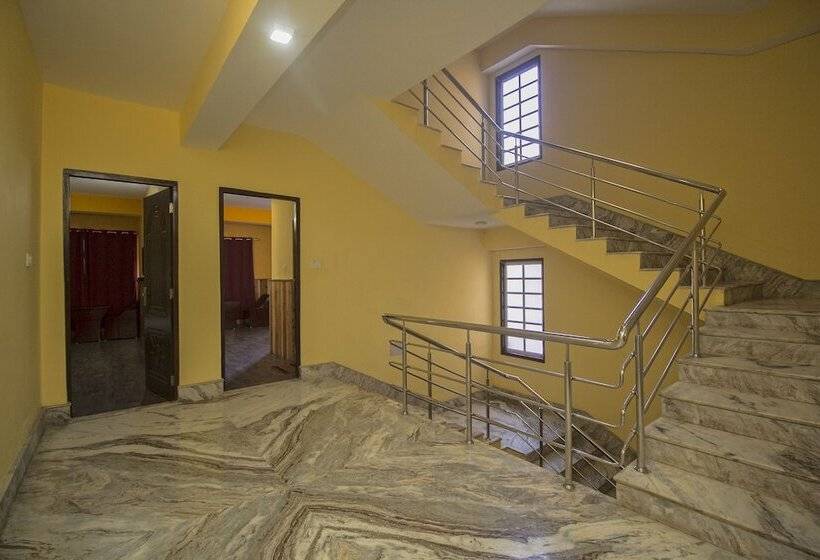 בית מלון כפרי Ladakh Guest House By Oyo Rooms