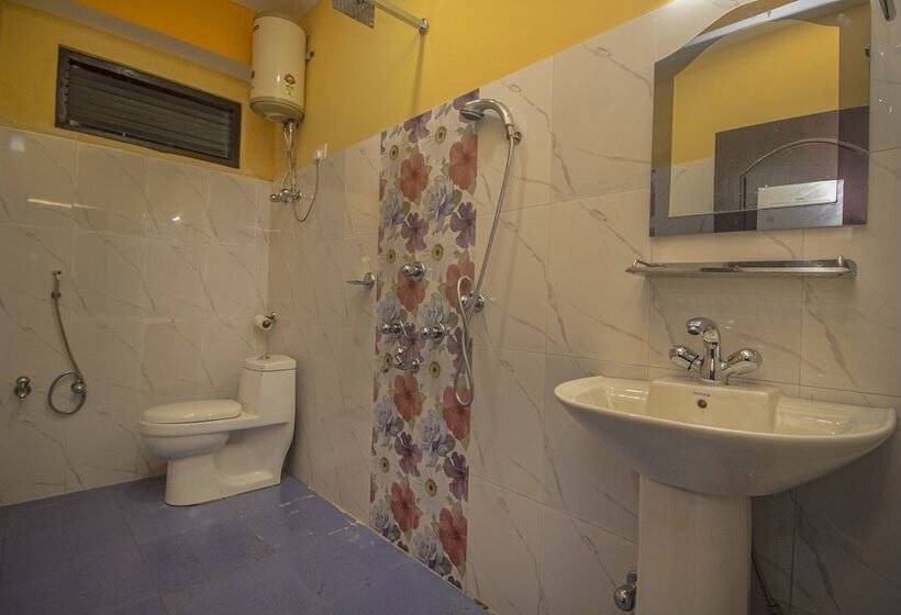 בית מלון כפרי Ladakh Guest House By Oyo Rooms