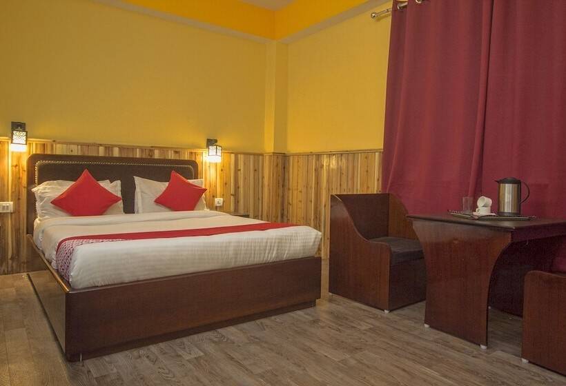 בית מלון כפרי Ladakh Guest House By Oyo Rooms