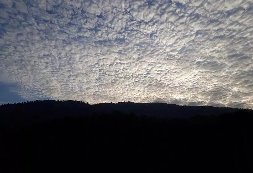 Hotelli Luminary Lodge