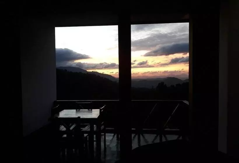 Hotelli Luminary Lodge