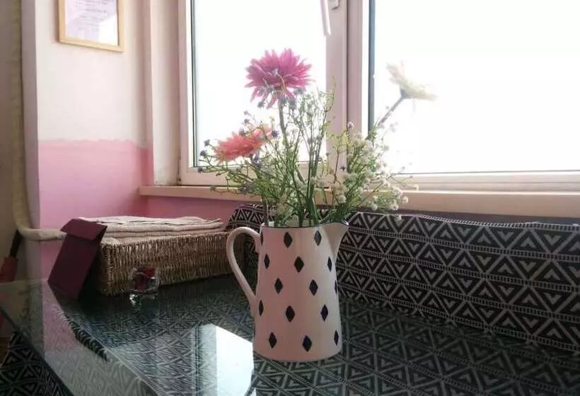 Hotelli Qingdao Bobo House Sea View Lodge