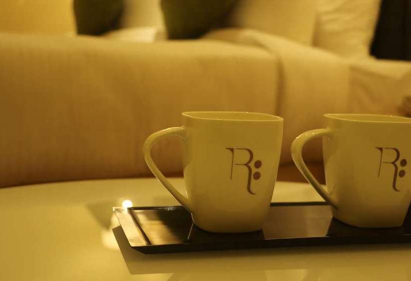 酒店 Regenta Central Harsha Vapi