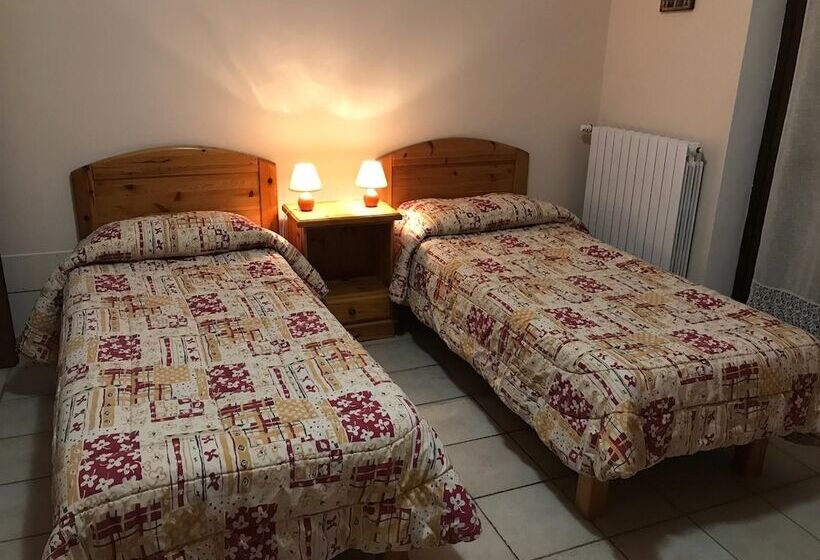 فندق ريفى Agriturismo Cascina Borio