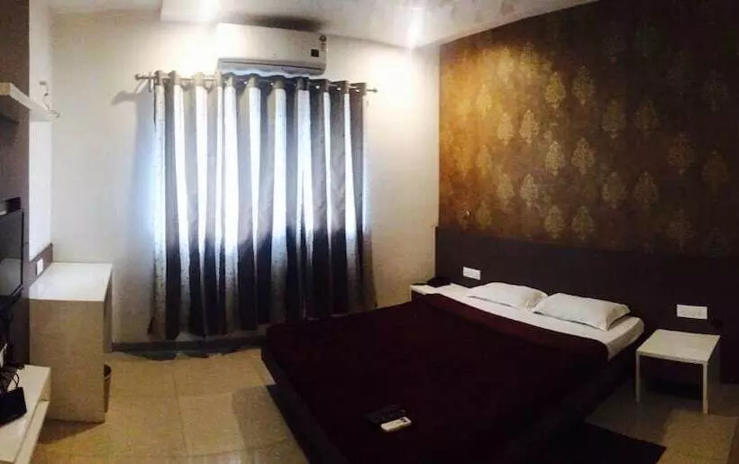 Hotelli Safari Lodge