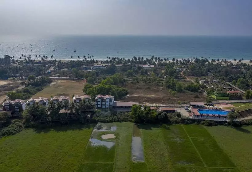 Hotelli Salcete Beach Resort