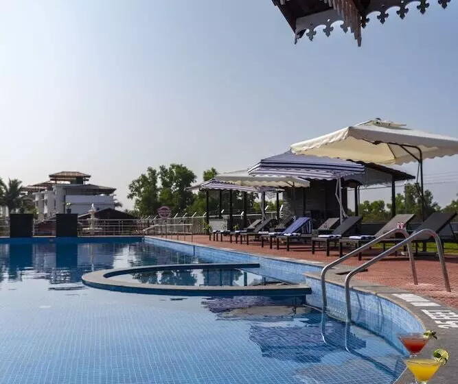 Hotelli Salcete Beach Resort