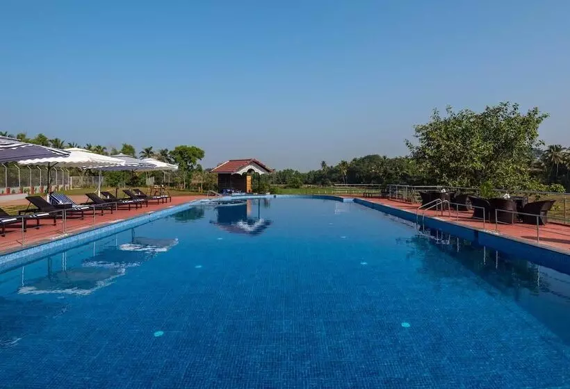 Hotelli Salcete Beach Resort