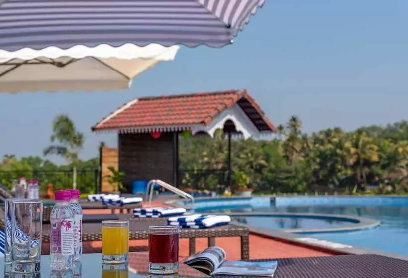 Hotelli Salcete Beach Resort