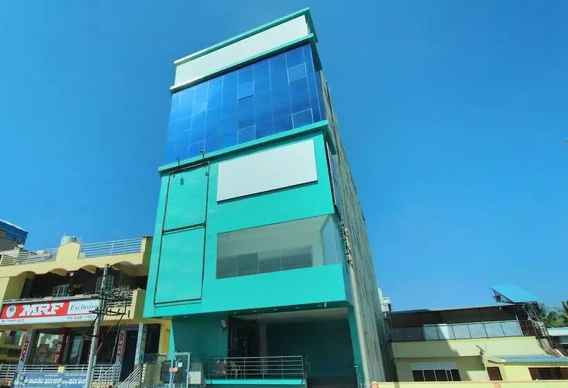 ホテル Sharan Residency By Oyo Rooms