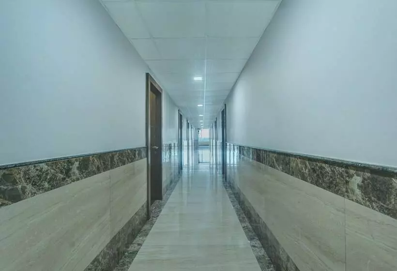 ホテル Sharan Residency By Oyo Rooms
