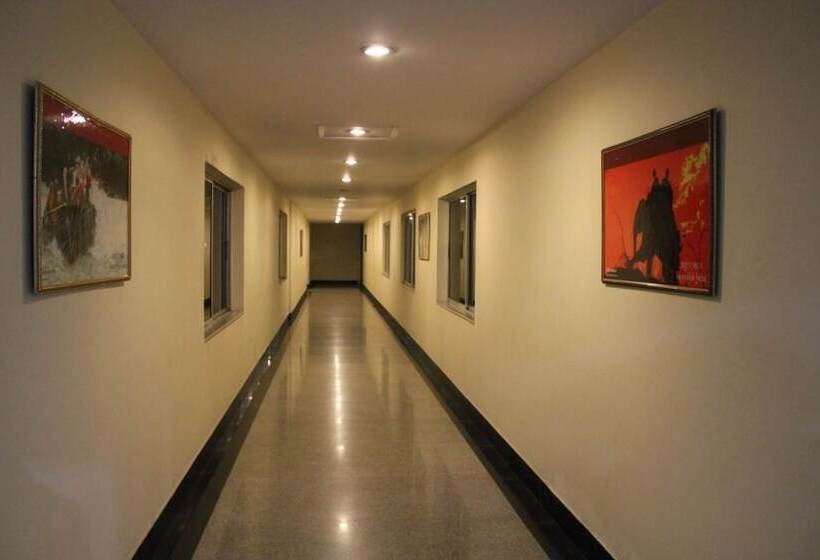 酒店 The Vaishali Residency