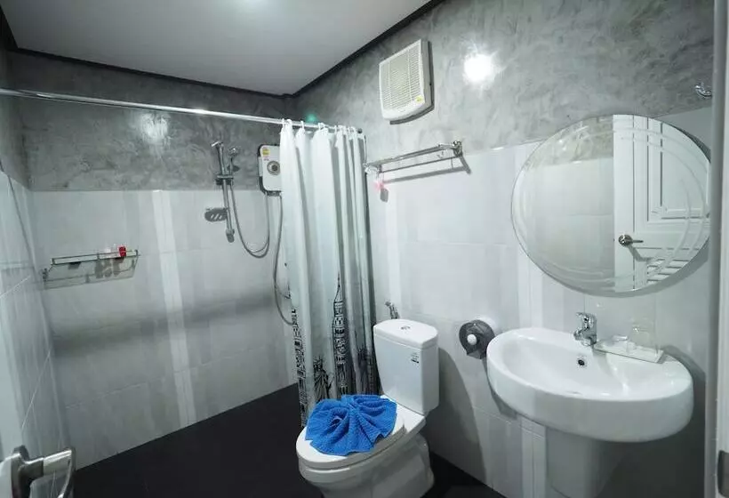 Majatalo Baan Keree Thara Khiri Wong