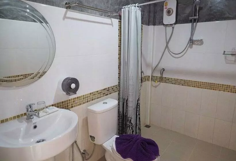 Majatalo Baan Keree Thara Khiri Wong