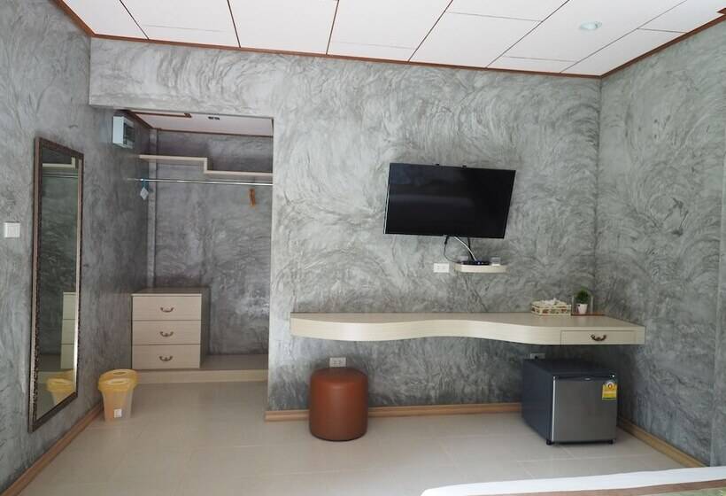 Pensão Baan Keree Thara Khiri Wong