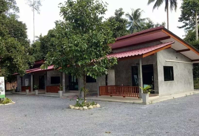 Majatalo Baan Keree Thara Khiri Wong