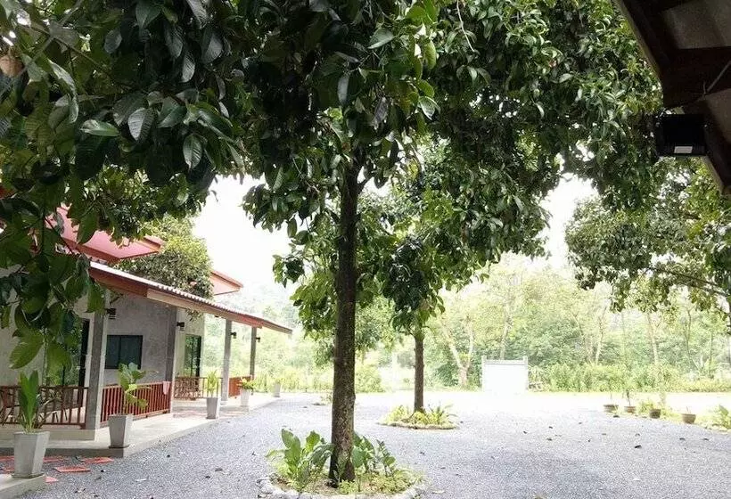 Majatalo Baan Keree Thara Khiri Wong