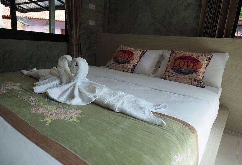 Pensão Baan Keree Thara Khiri Wong