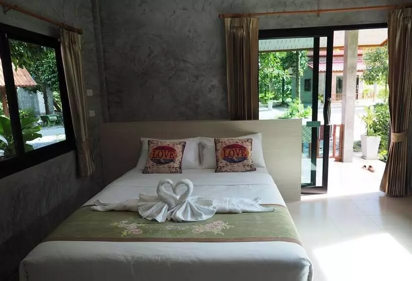 Majatalo Baan Keree Thara Khiri Wong