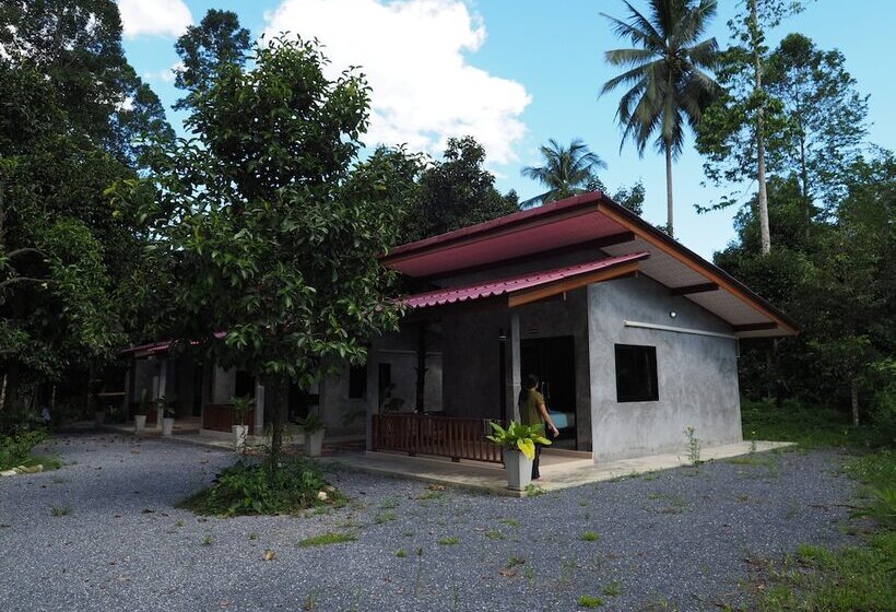 Pensão Baan Keree Thara Khiri Wong