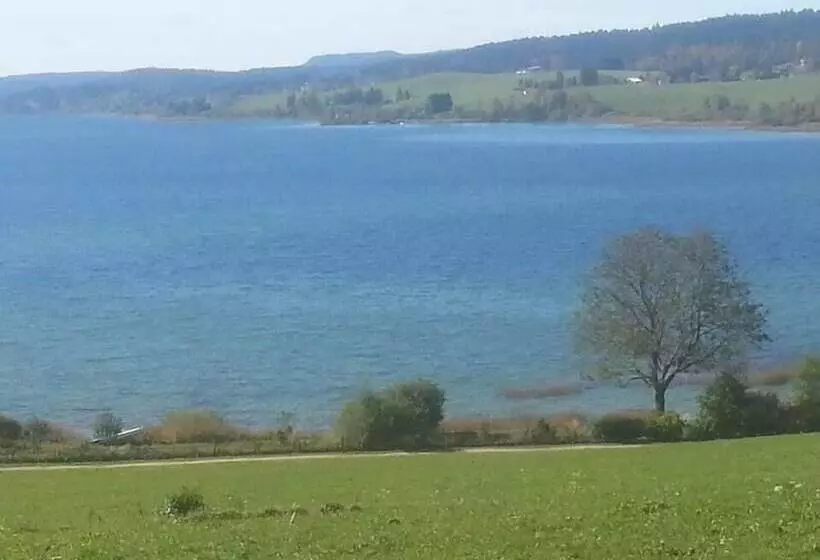 ペンション L Ecrin Du Lac