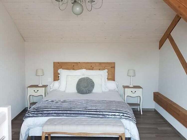 פנסיון L Ecrin Du Lac