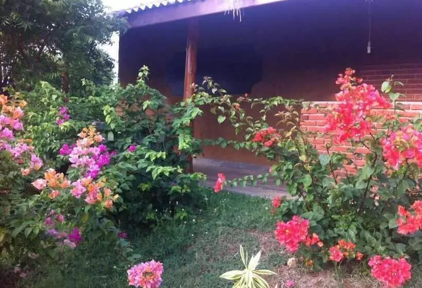 Majatalo Lotus Chalets Eco