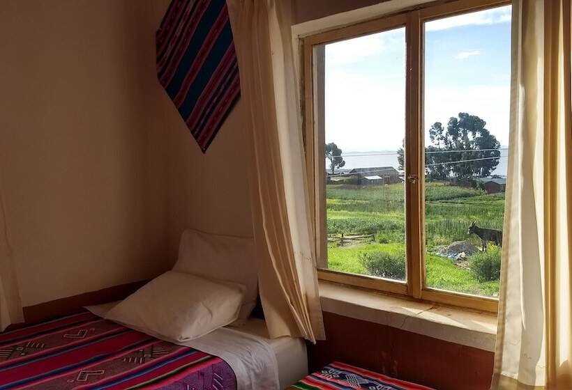 ペンション Luquina Homestay