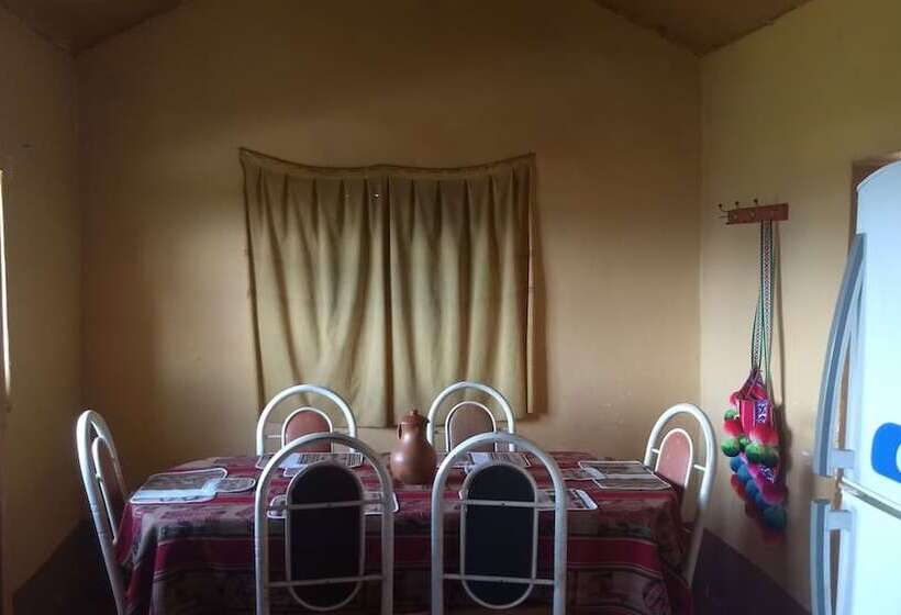 ペンション Luquina Homestay