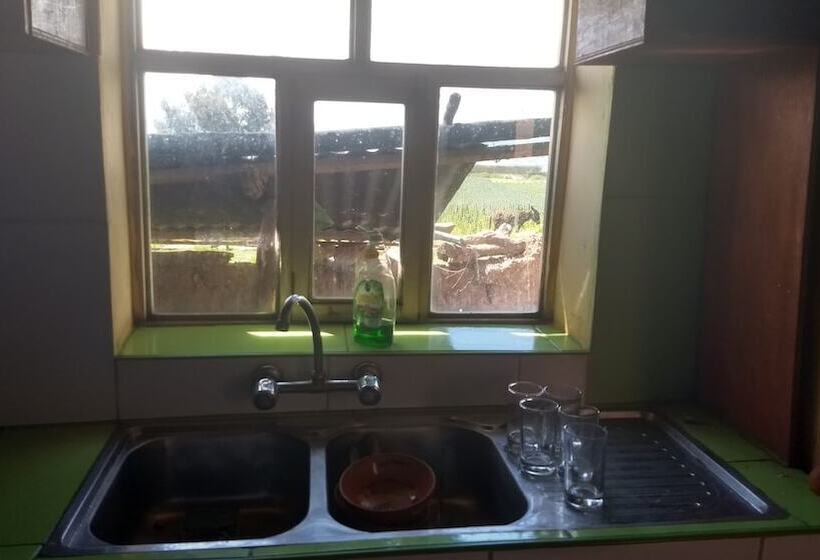 ペンション Luquina Homestay