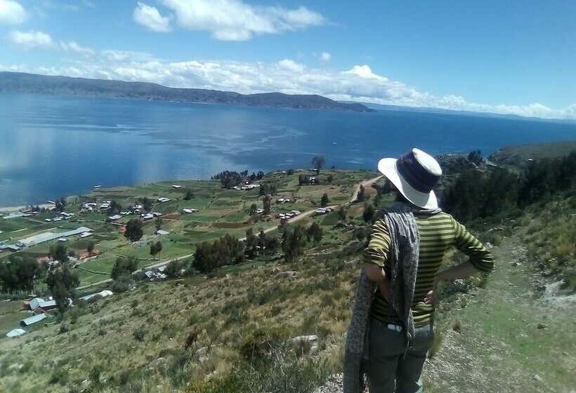 ペンション Luquina Homestay