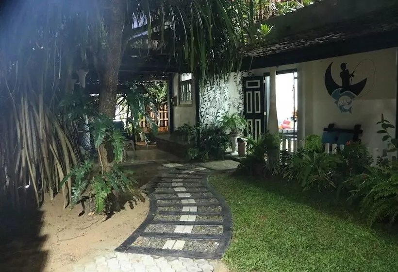 ペンション Whispering Ocean