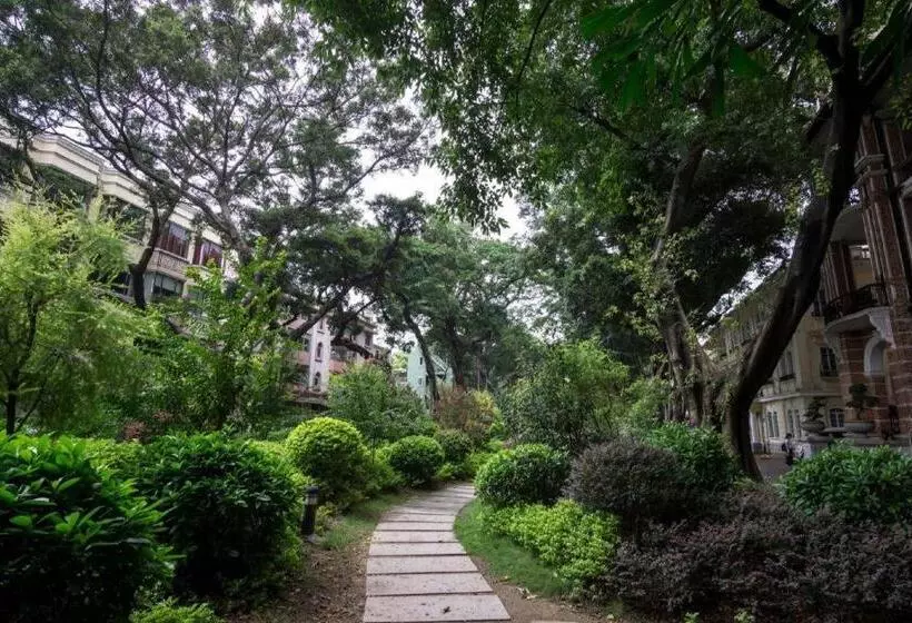 Lavande Hotel Guangzhou Shangxiajiu Pedestrian Street Hualin Temple Metro Station