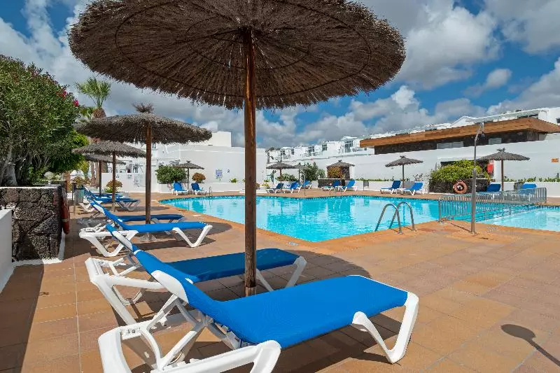 Apartamentos Livvo Oasis