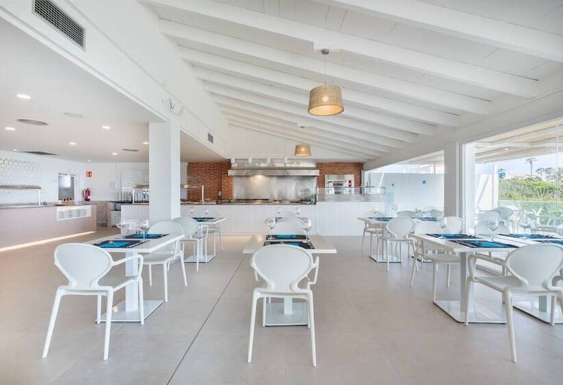 Fergus Style Carema Beach