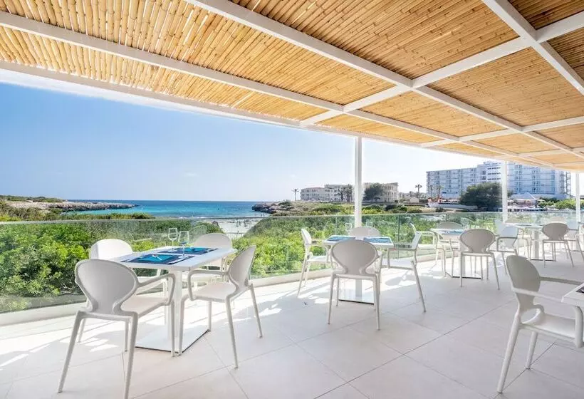 Fergus Style Carema Beach