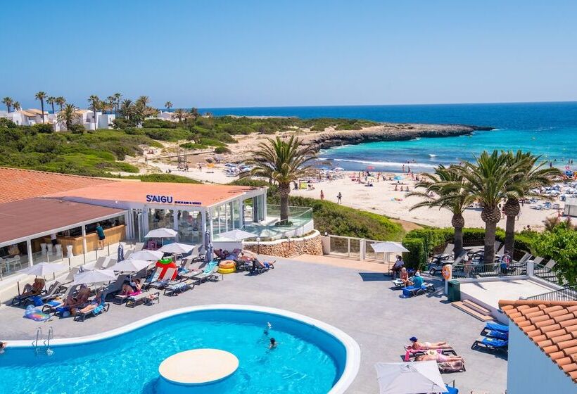 Fergus Style Carema Beach