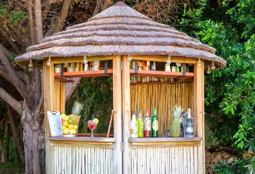 فندق Agua Beach Adults Only