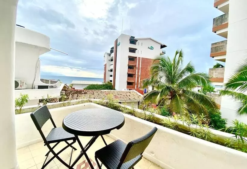 Отель Amaca Puerto Vallarta  Adults Only